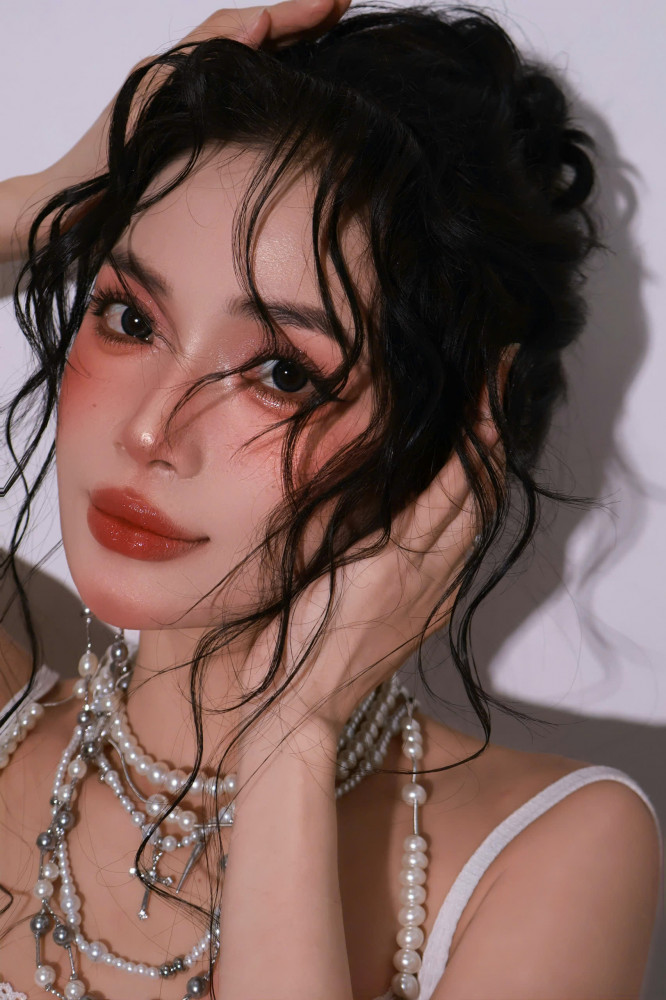 胡志明美女騎士,帥哥導遊-來趣玩旅遊