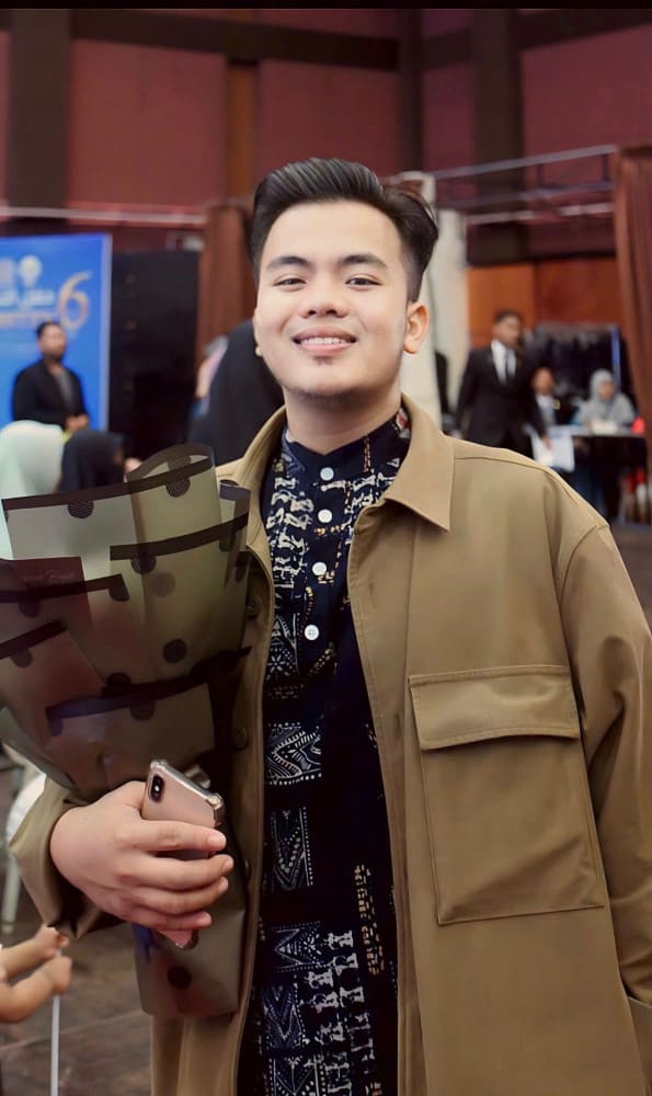 峴港 胡志明 河內 會安 下龍灣 富國島 芽莊 沙壩美女騎士,帥哥導遊-來趣玩旅遊