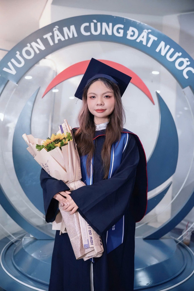 河內 下龍灣美女騎士,帥哥導遊-來趣玩旅遊