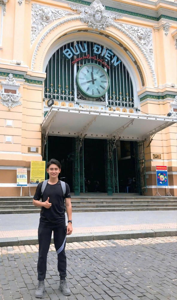 胡志明美女騎士,帥哥導遊-來趣玩旅遊