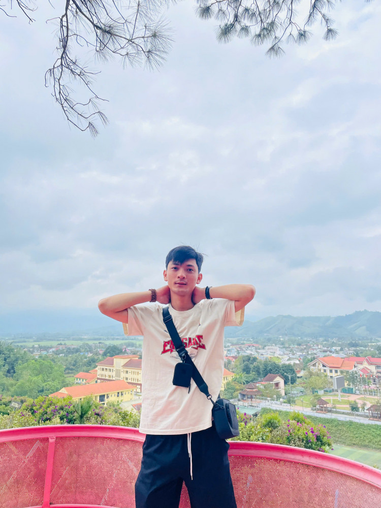 峴港 會安美女騎士,帥哥導遊-來趣玩旅遊