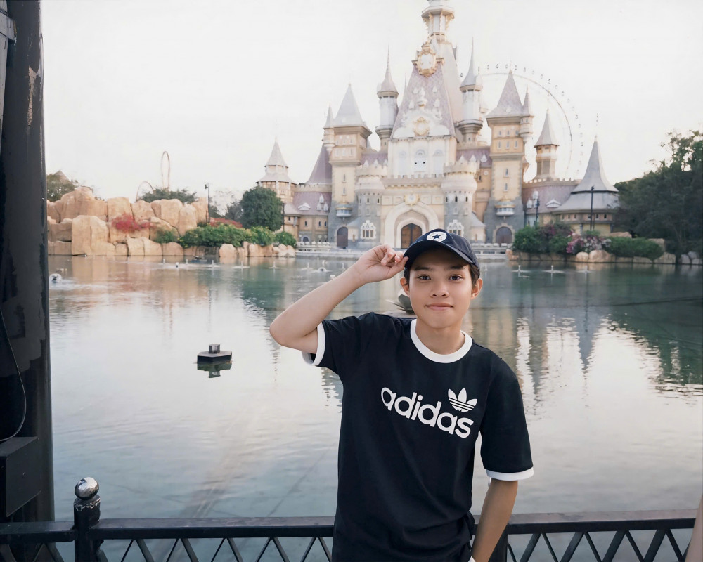 胡志明美女騎士,帥哥導遊-來趣玩旅遊