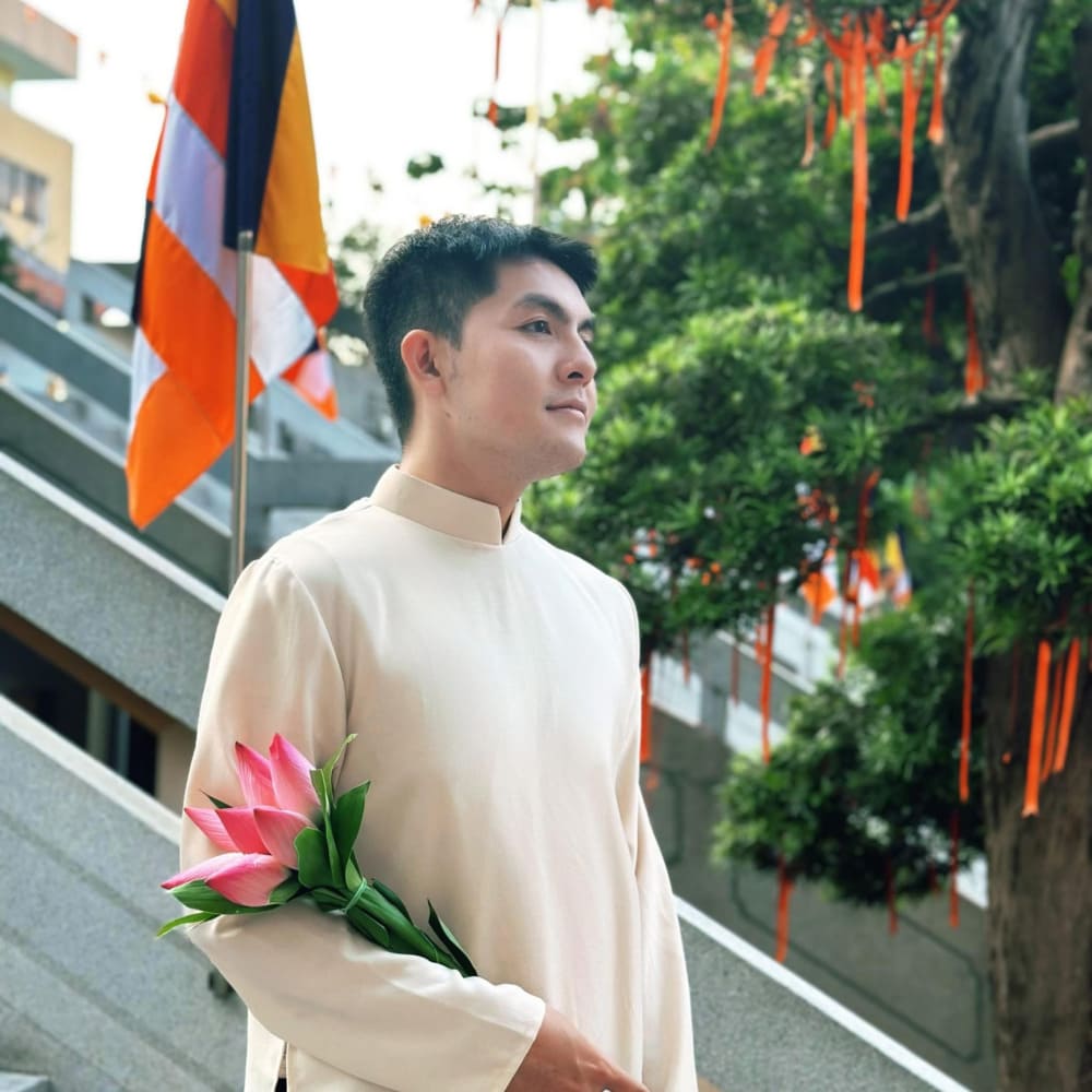 美女騎士,帥哥導遊-來趣玩旅遊