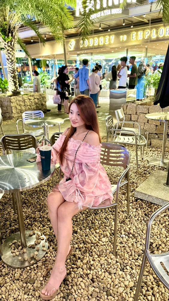 胡志明美女騎士,帥哥導遊-來趣玩旅遊