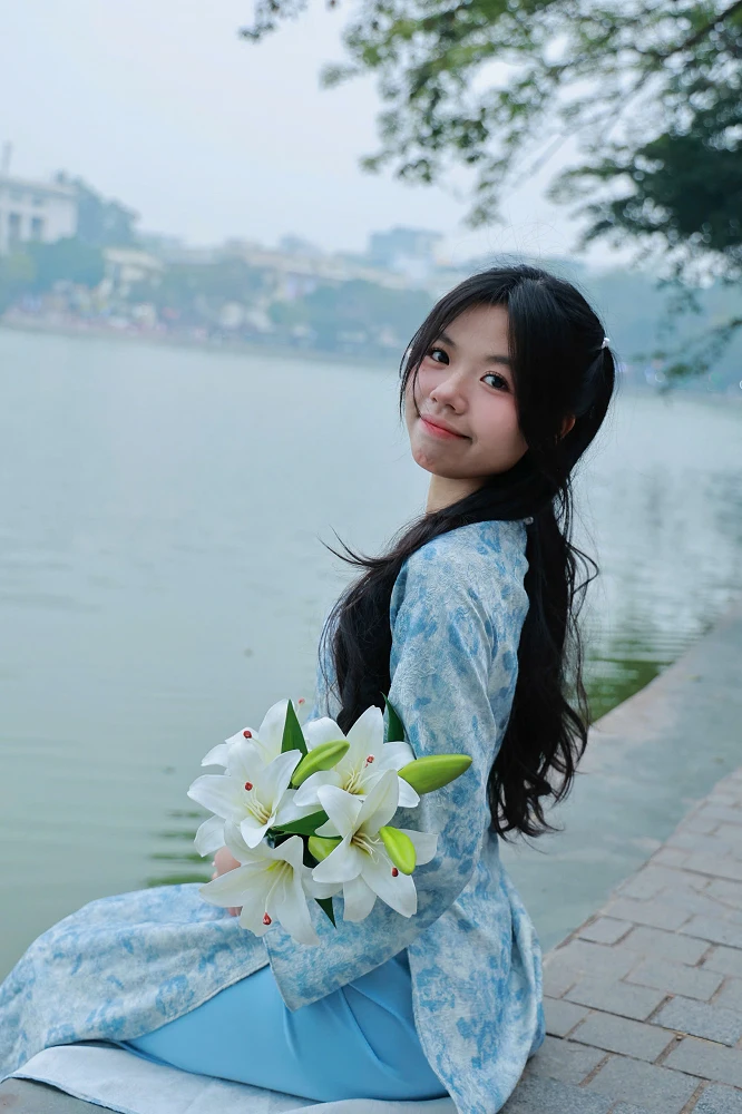胡志明美女騎士,帥哥導遊-來趣玩旅遊