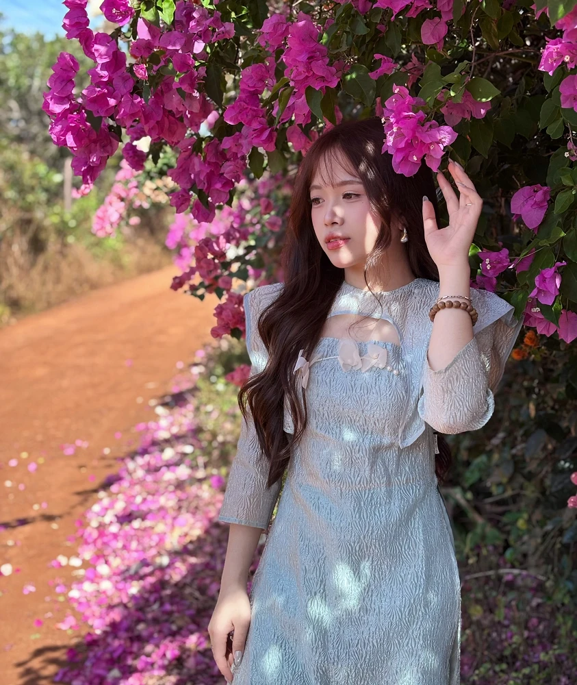 芳微｜胡志明私人導遊推薦｜越南自由行地陪
