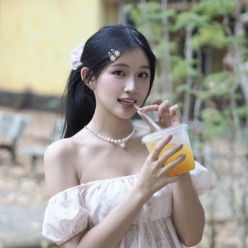 胡志明美女騎士,帥哥導遊-來趣玩旅遊