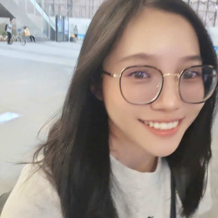 胡志明美女騎士,帥哥導遊-來趣玩旅遊