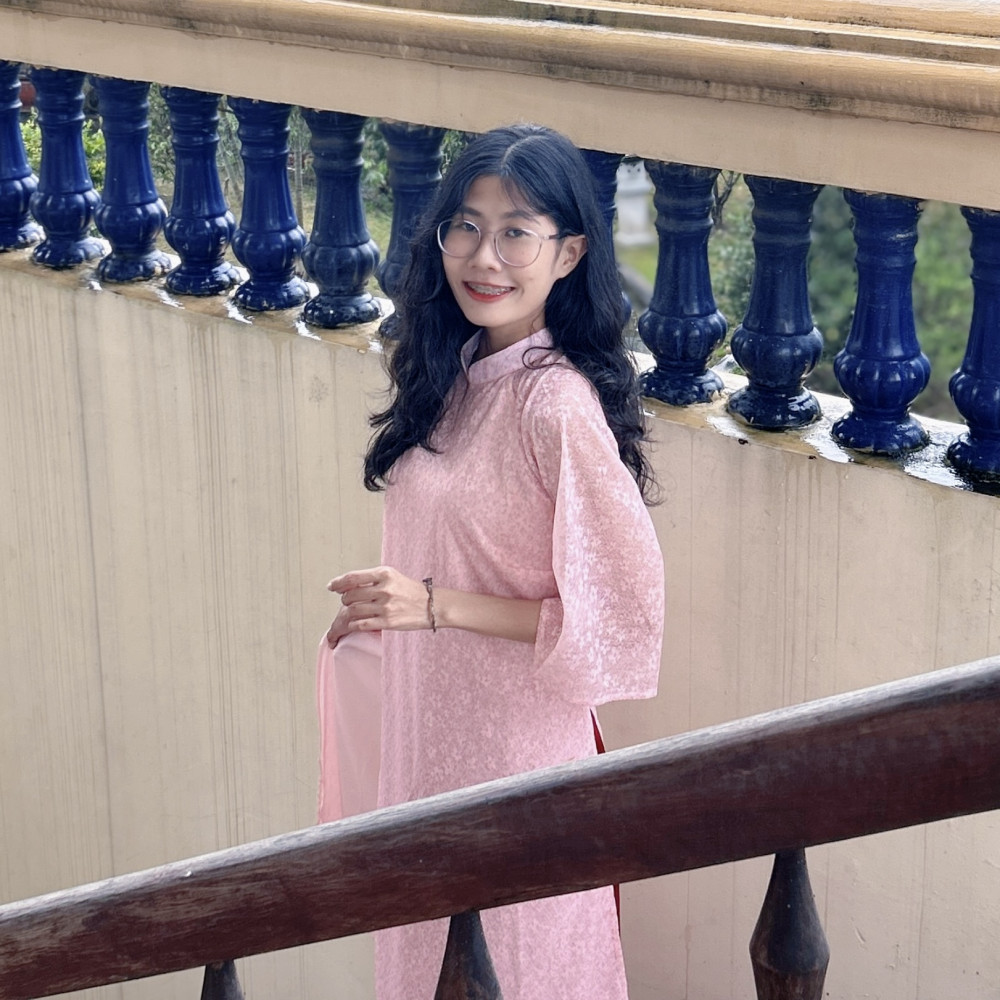 胡志明美女騎士,帥哥導遊-來趣玩旅遊