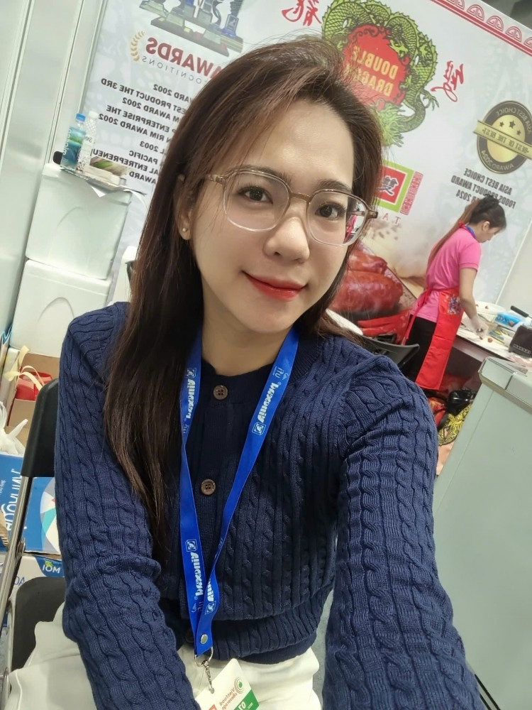 胡志明美女騎士,帥哥導遊-來趣玩旅遊