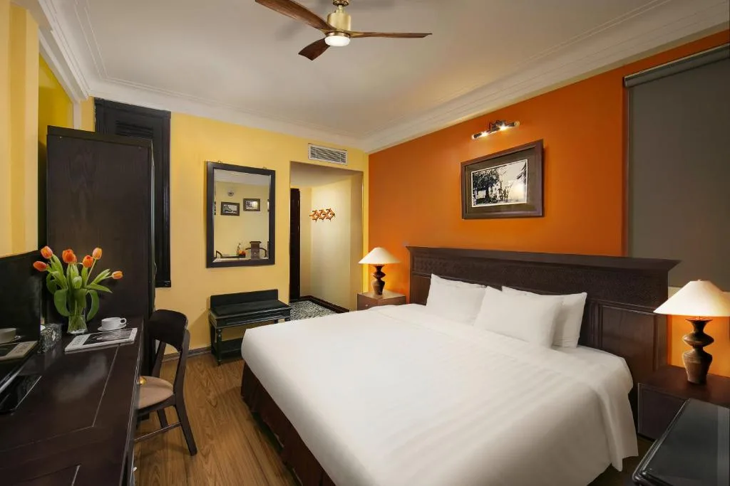 Classic Street Hotel