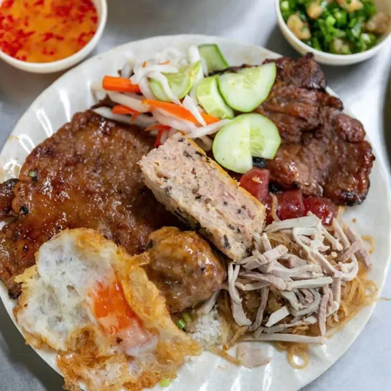 CƠM TẤM BA GHIỀN
