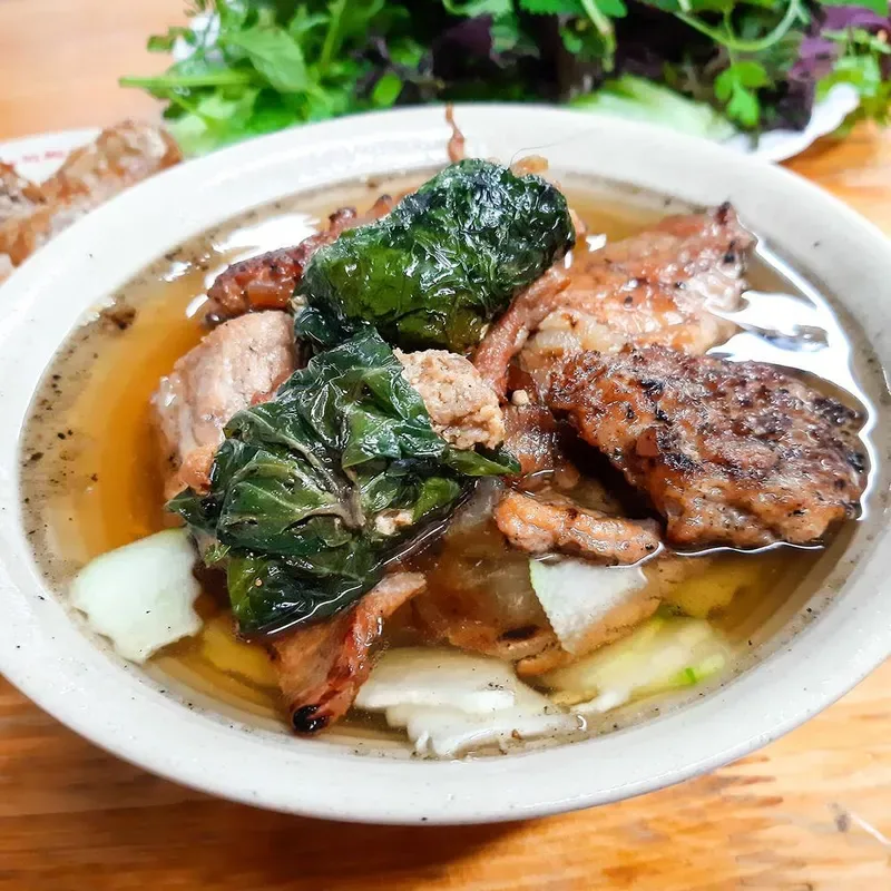 德金烤肉米線(Bún Chả Đắc Kim).