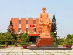 平順省胡志明博物館 (Ho Chi Minh Museum - Binh Thuan Branch)