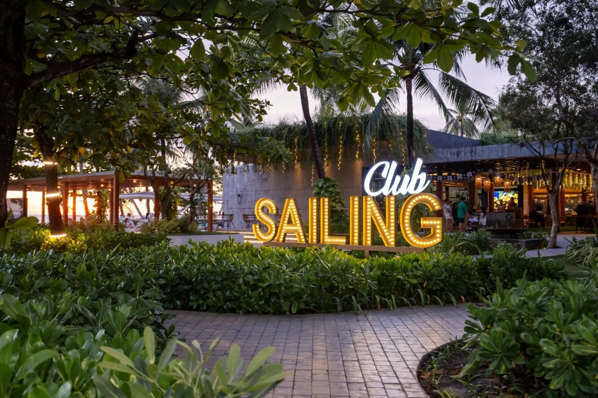 航海俱樂部海灘餐廳 (Sailing Club Phu Quoc) - [長灘區]
