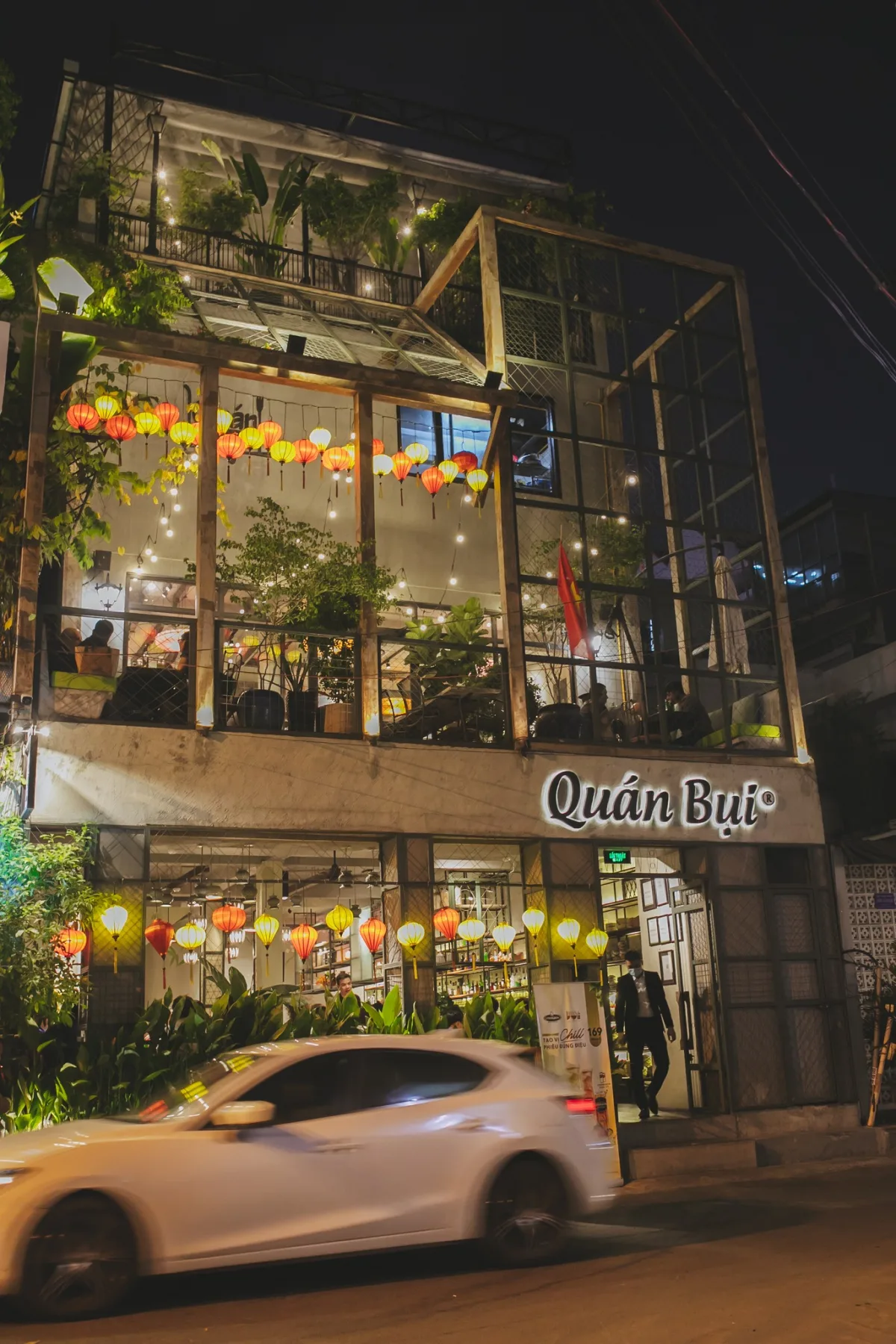 Quán Bụi 經典越餐廳