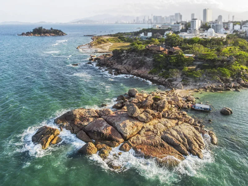 五指岩(沖島 / Hòn Chồng)