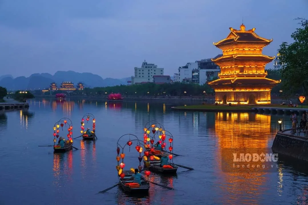 華閭古街 (Hoa Lu Ancient Town)