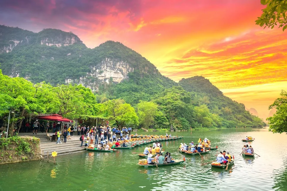 三谷 (Tam Coc)