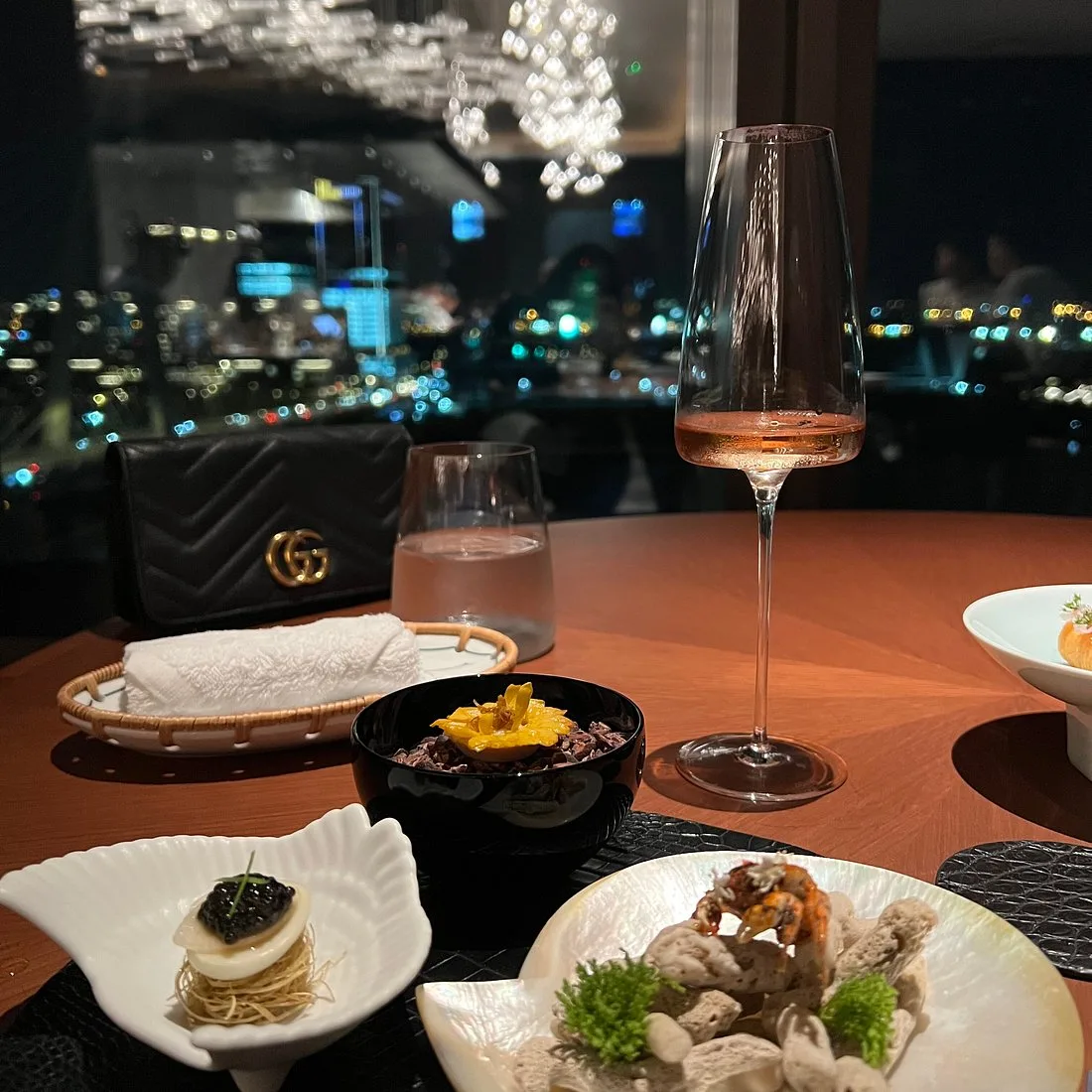 Akuna餐廳