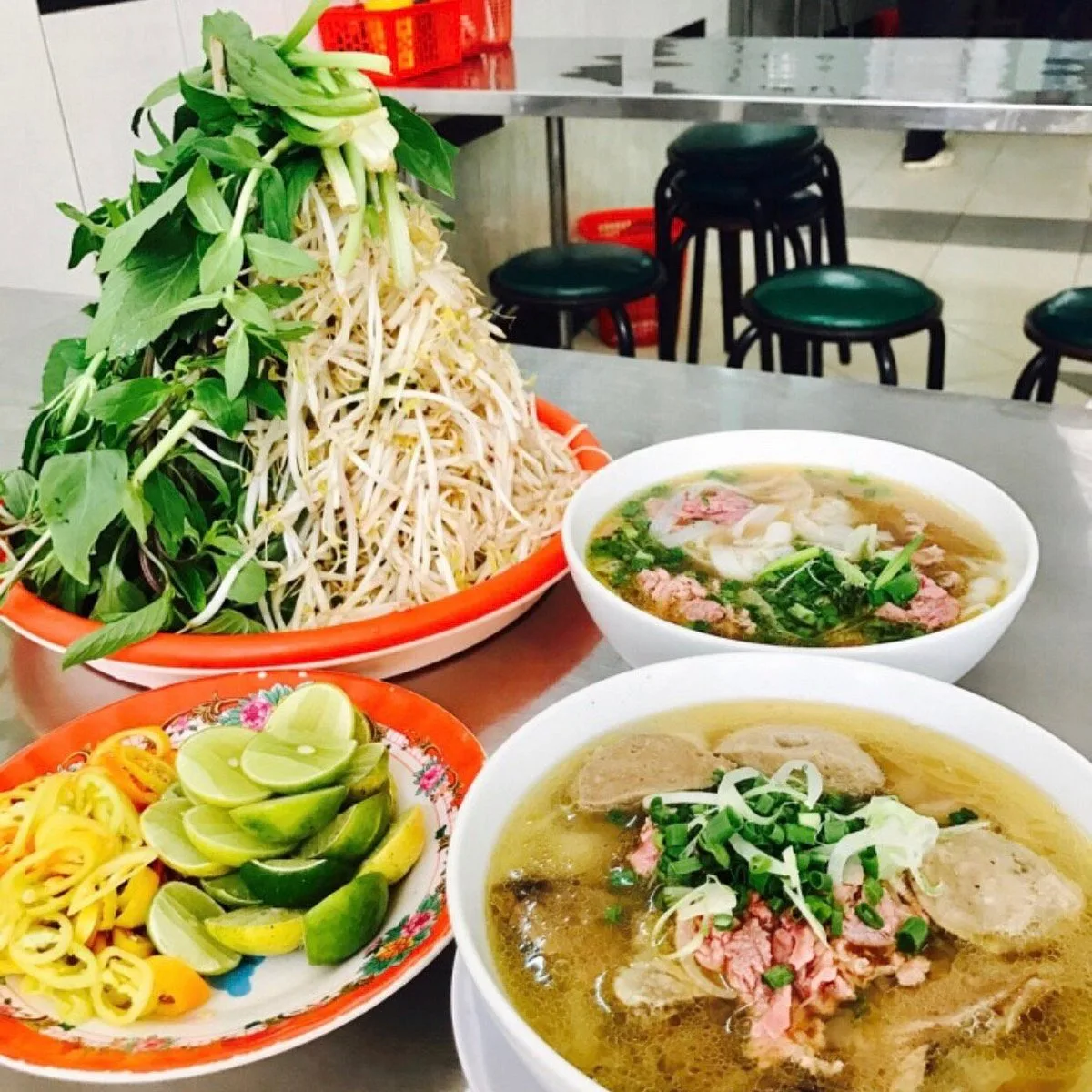 麗粉店 (Phở Lệ)