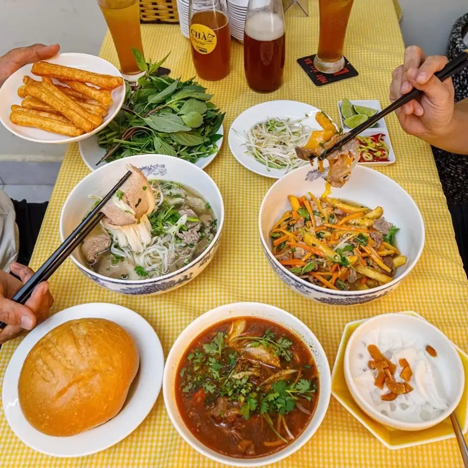 查歐河粉 (Phở Chào)