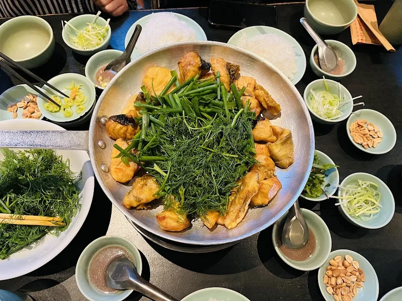 昇龍烤魚 (Chả Cá Thăng Long )