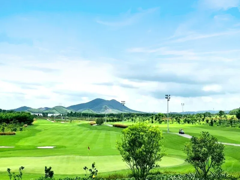 孟清春城高爾夫俱樂部 (Muong Thanh Xuan Thanh Golf Club)