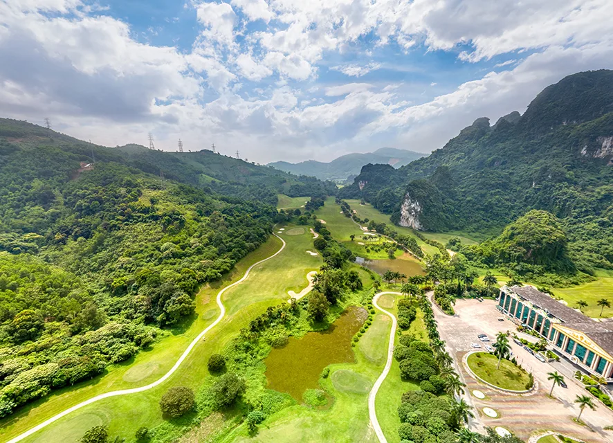 鳳凰高爾夫度假村 (Phoenix Golf Resort)