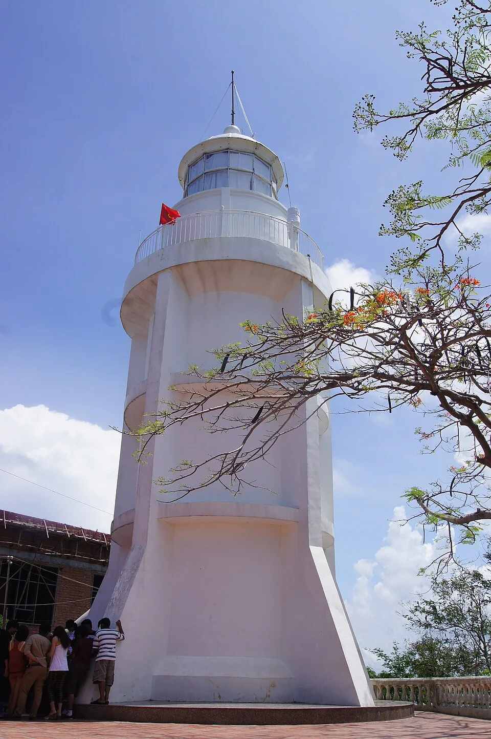 頭頓燈塔 (Hai dang Vung Tau)