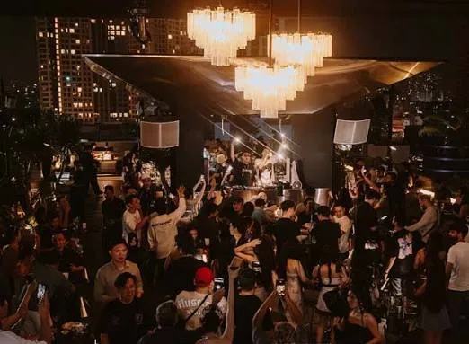錫安高空景觀餐酒館 (Zion Sky Lounge & Dining)